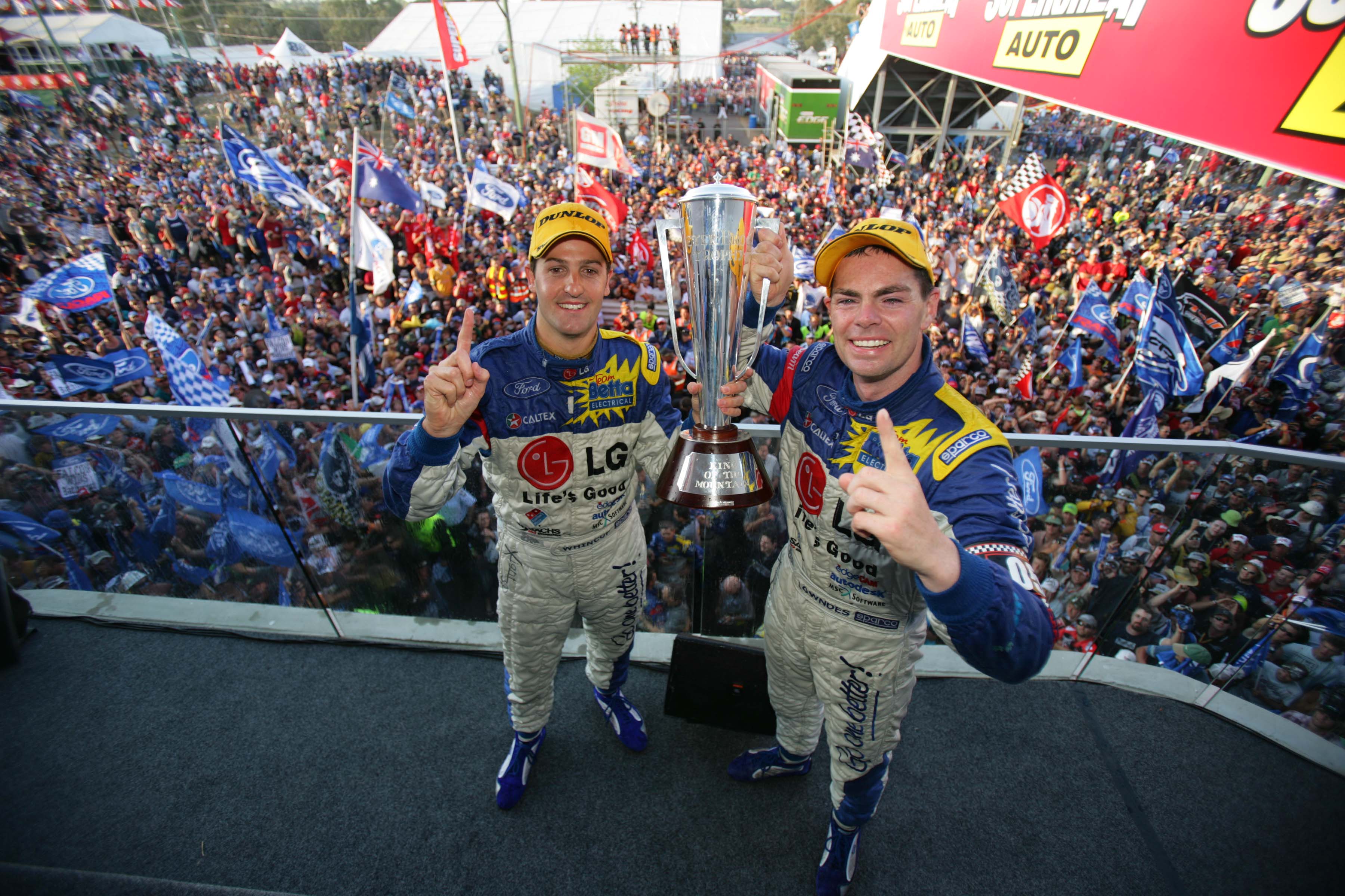 Craig Lowndes and Jamie Whincup at the 2006 V8 Supercar Championship Round 9 Bathurst.